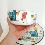 Plato y bol de cerámica con ilustraciones realizadas con acuarela