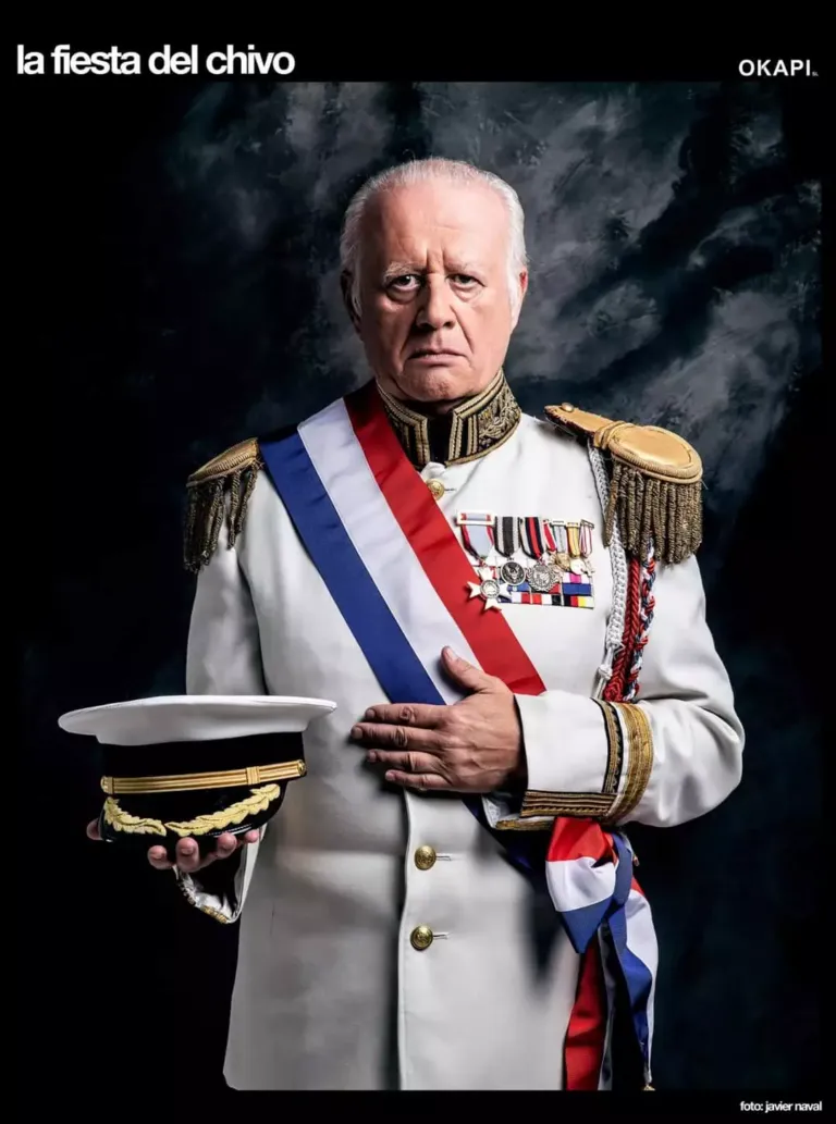Hombre vestido de militar